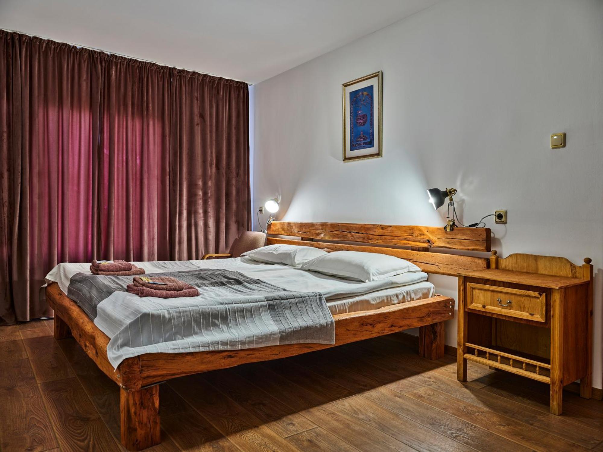 Hotel Tihiat Kat Apriltsi  Exterior photo